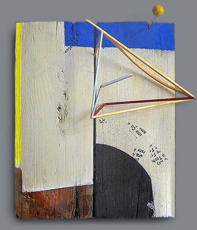 Konstruktivistisches Objekt 1986, 'Vol de mémoire’ – Malerei auf Holz, Assemblage, 37 x 42 x 8 cm